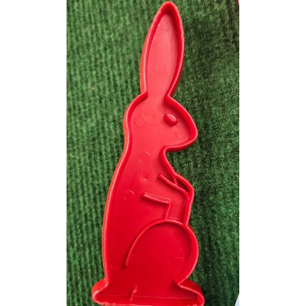 12 Wilton Cookie Cutters Set Gingerbread Teddy Bear Duck Christmas Tree‎